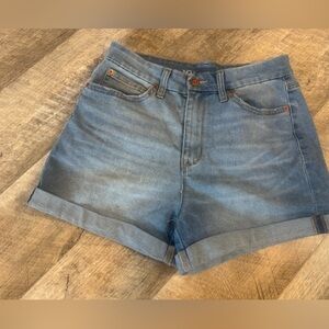 No Boundaries size 9 light blue jean shorts